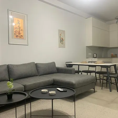 Luxury Square 21